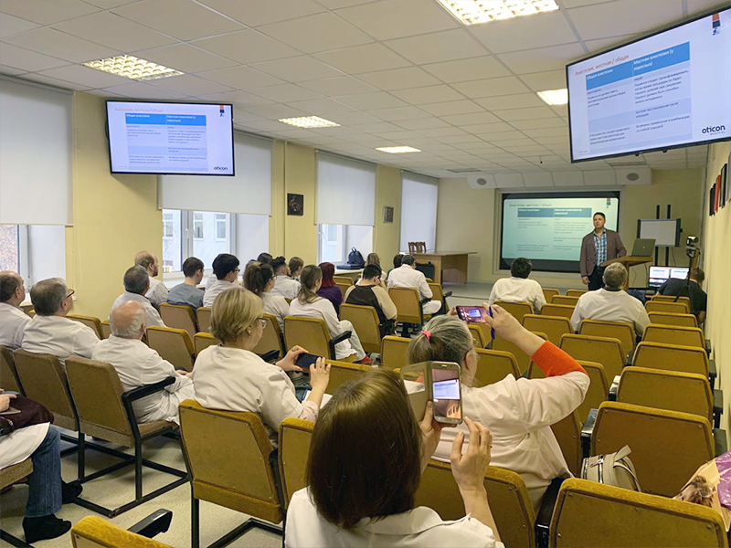 Жительнице Екатеринбурга установили импланты Ponto