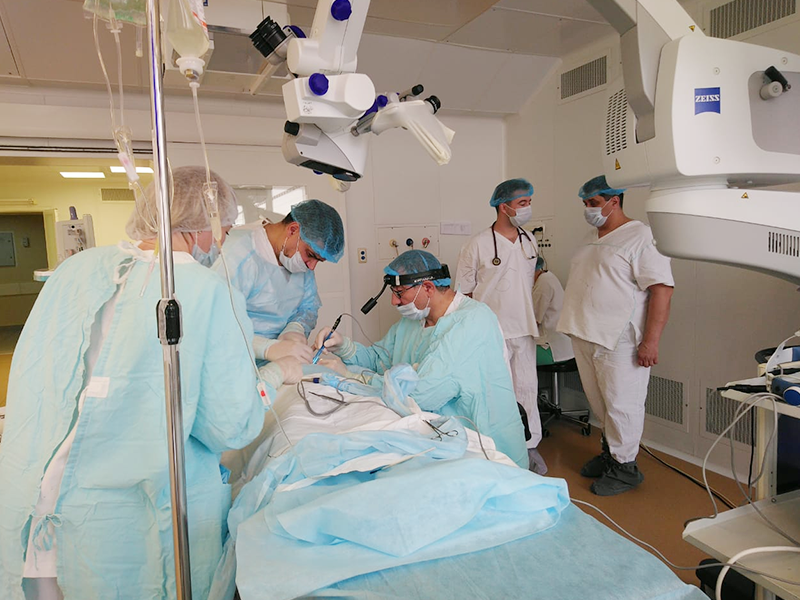 Первые операции по установке систем кохлеарной имплантации Neurelec/Oticon Medical в Екатеринбурге